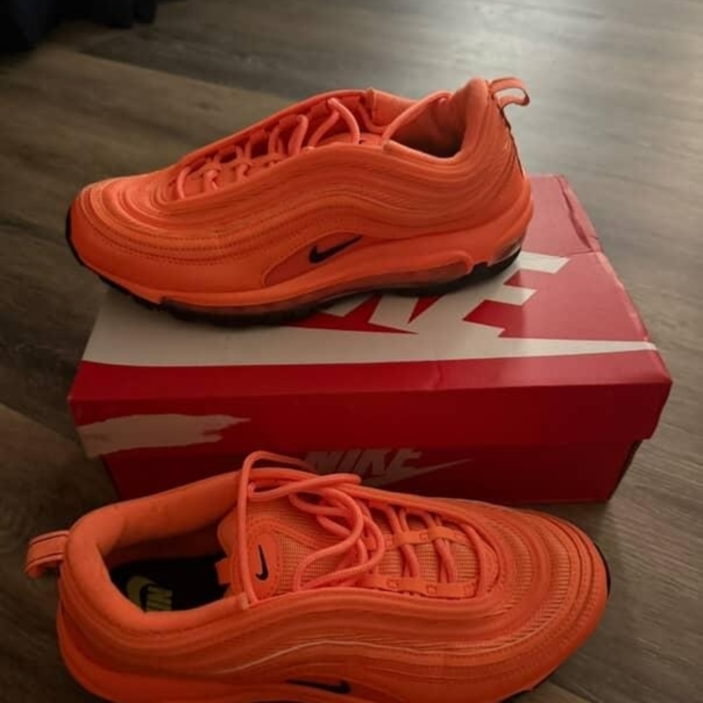 Nike Air Max 97 - Vibrant Orange